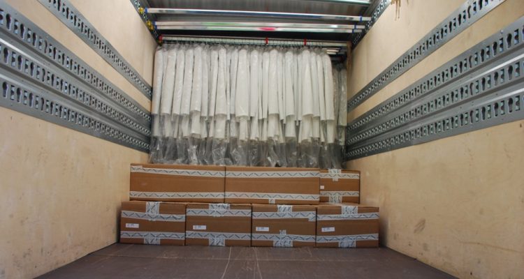 Askılı Tekstil Eşya Nakliyesi